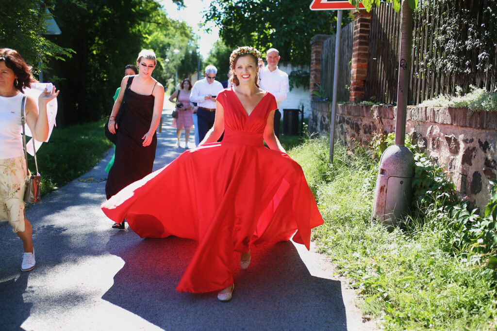 Šaty na míru Roztoky u Prahy